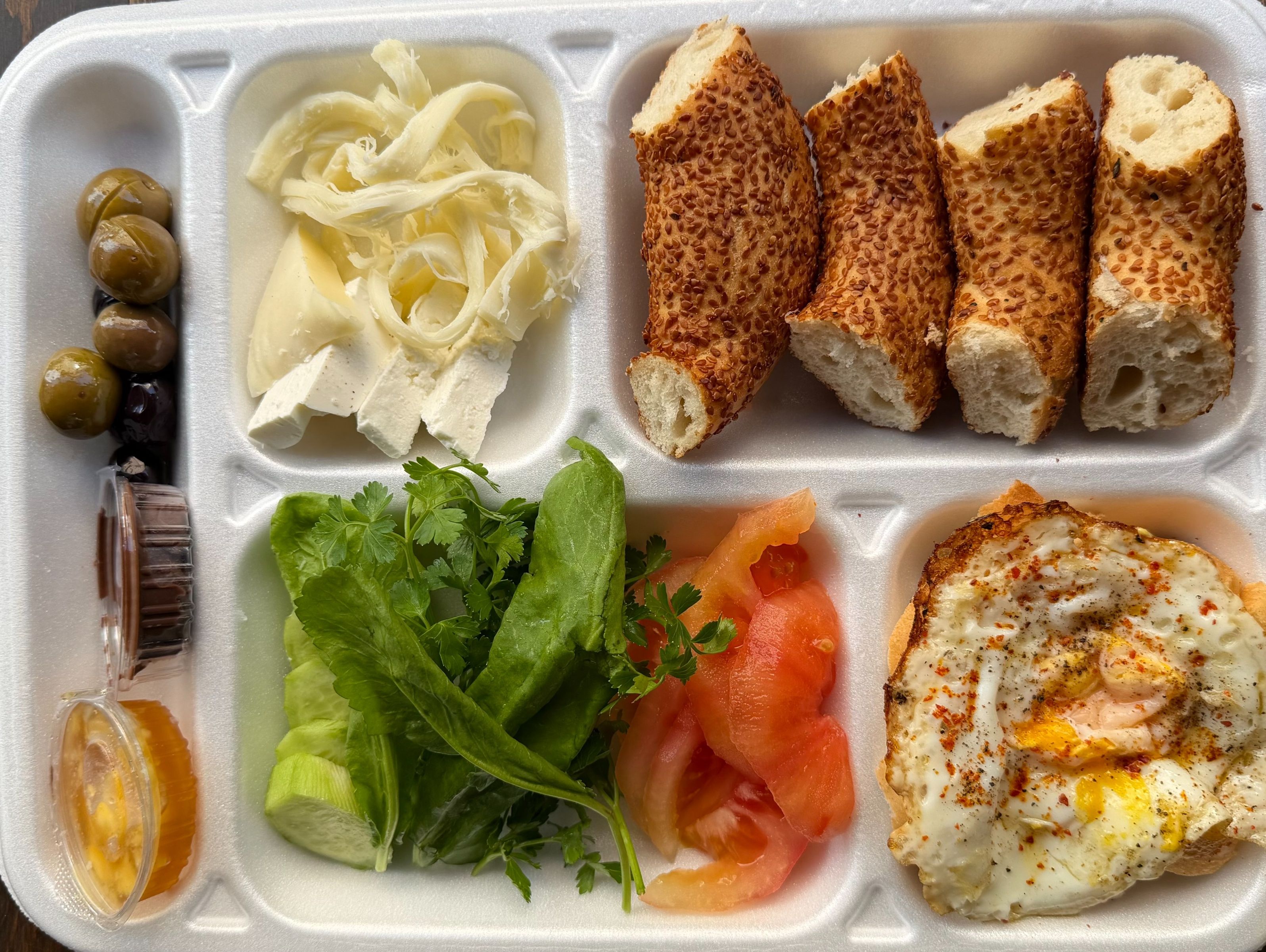 Simit Kahvaltı Tabağı