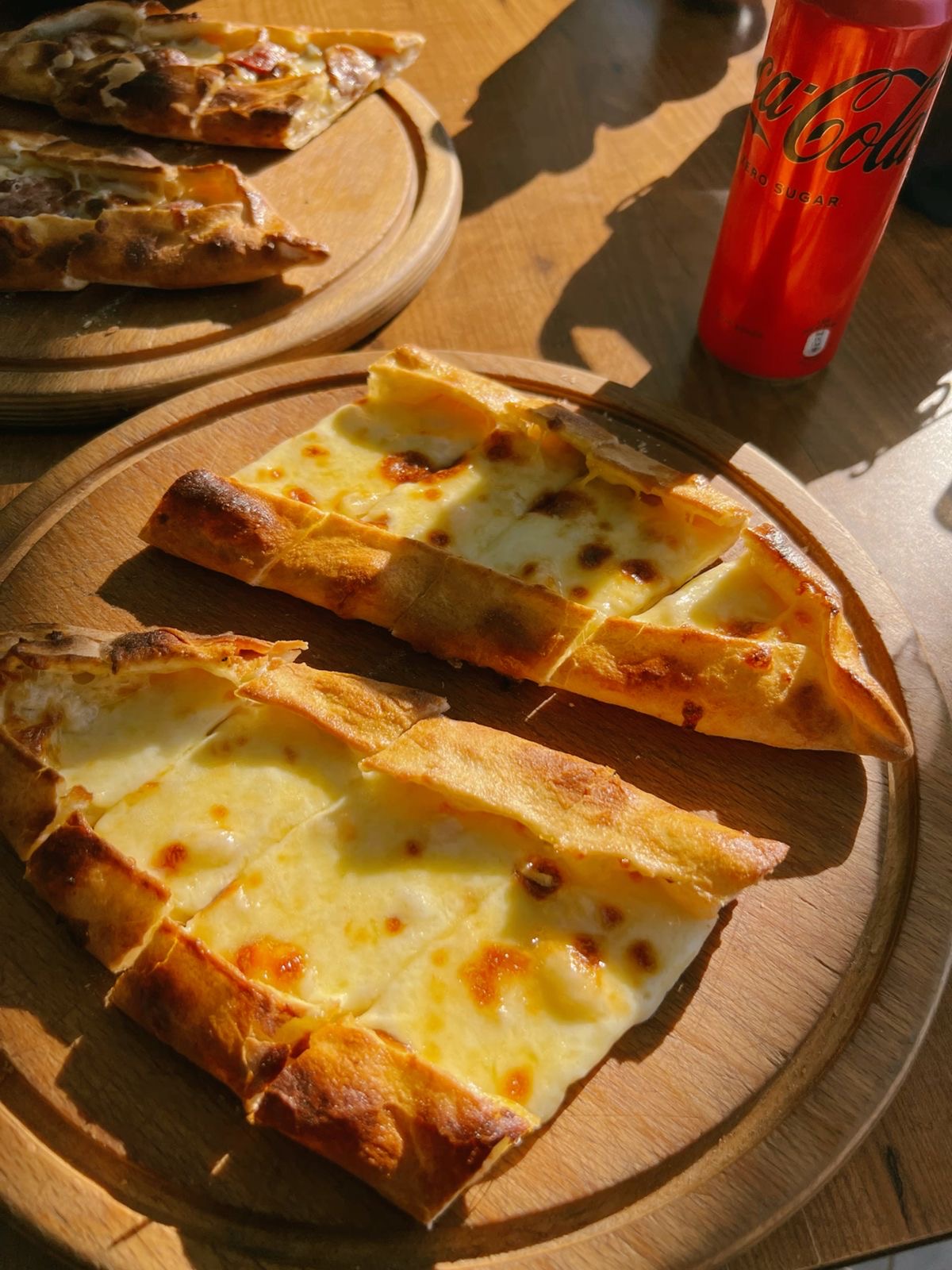 Kaşarlı Pide